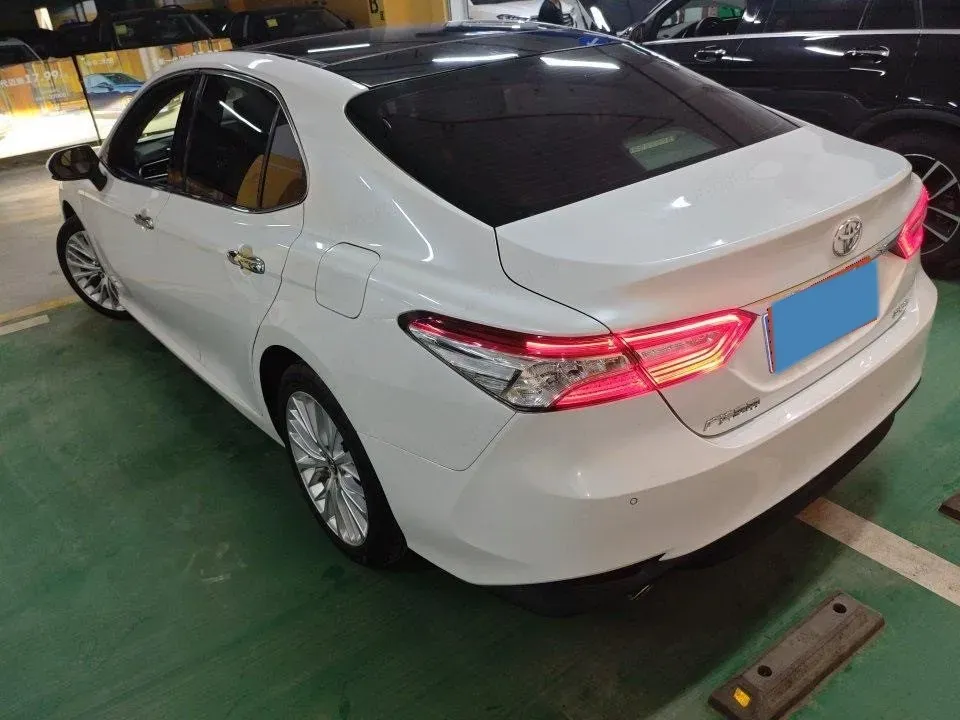 2019 Toyota Camry 2.5L 209HP L4 8AT,autocango,china used car exporter,china ev exporter,chinese used car exporter,chinese used ev exporter