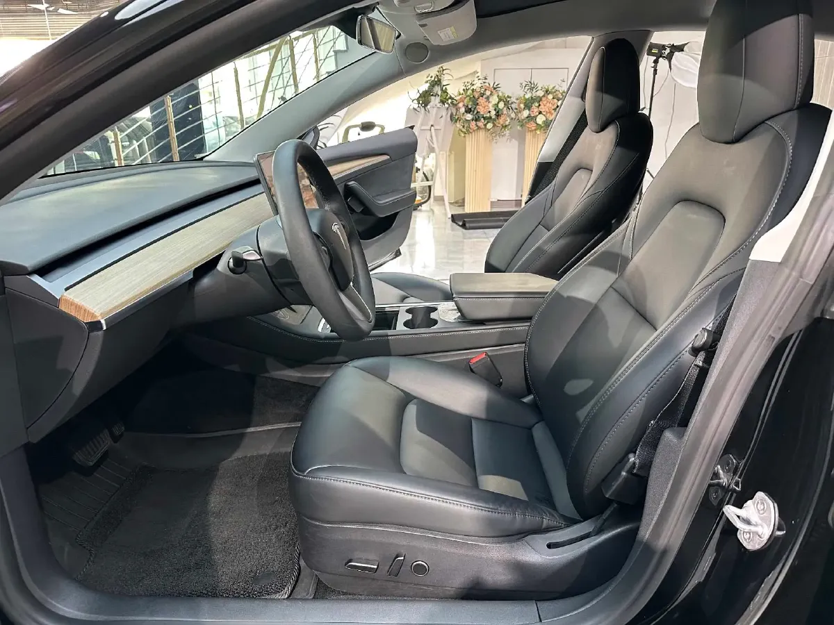 2022 Tesla Model 3 BEV 60KWH,autocango,china used car exporter,china ev exporter,chinese used car exporter,chinese used ev exporter