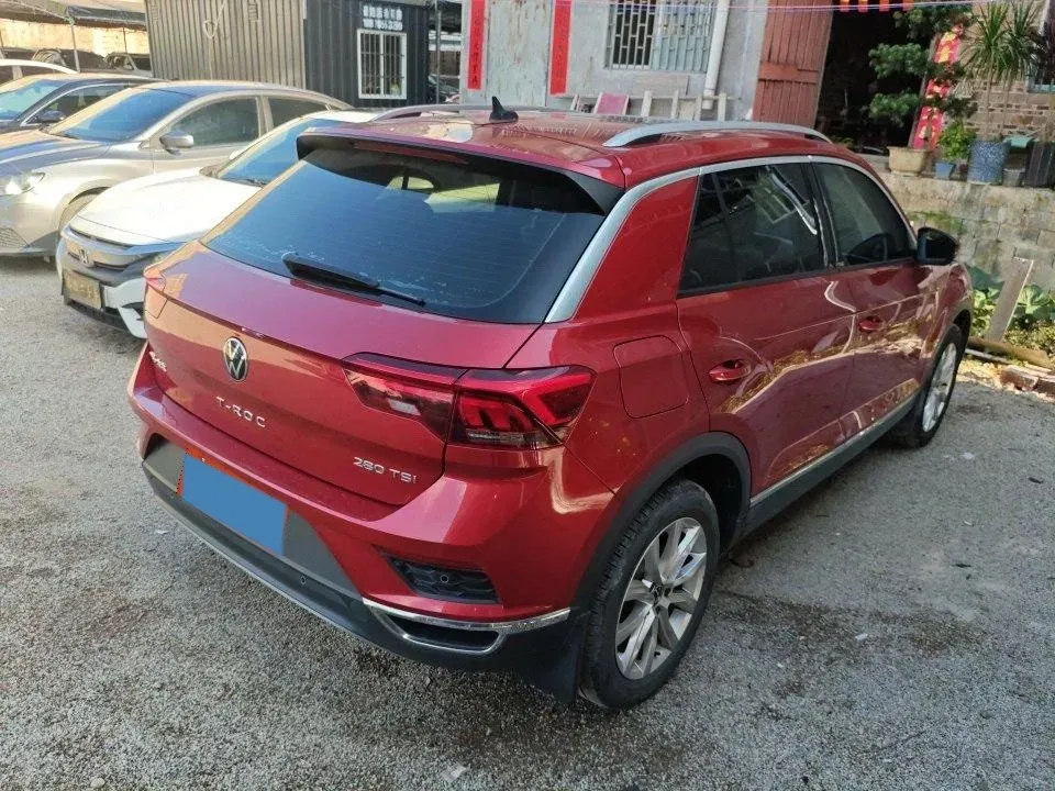 2021 Volkswagen T-Roc 1.4T 150HP L4 7DCT,autocango,china used car exporter,china ev exporter,chinese used car exporter,chinese used ev exporter