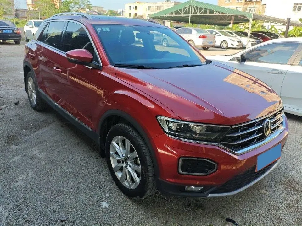 2021 Volkswagen T-Roc 1.4T 150HP L4 7DCT,autocango,china used car exporter,china ev exporter,chinese used car exporter,chinese used ev exporter