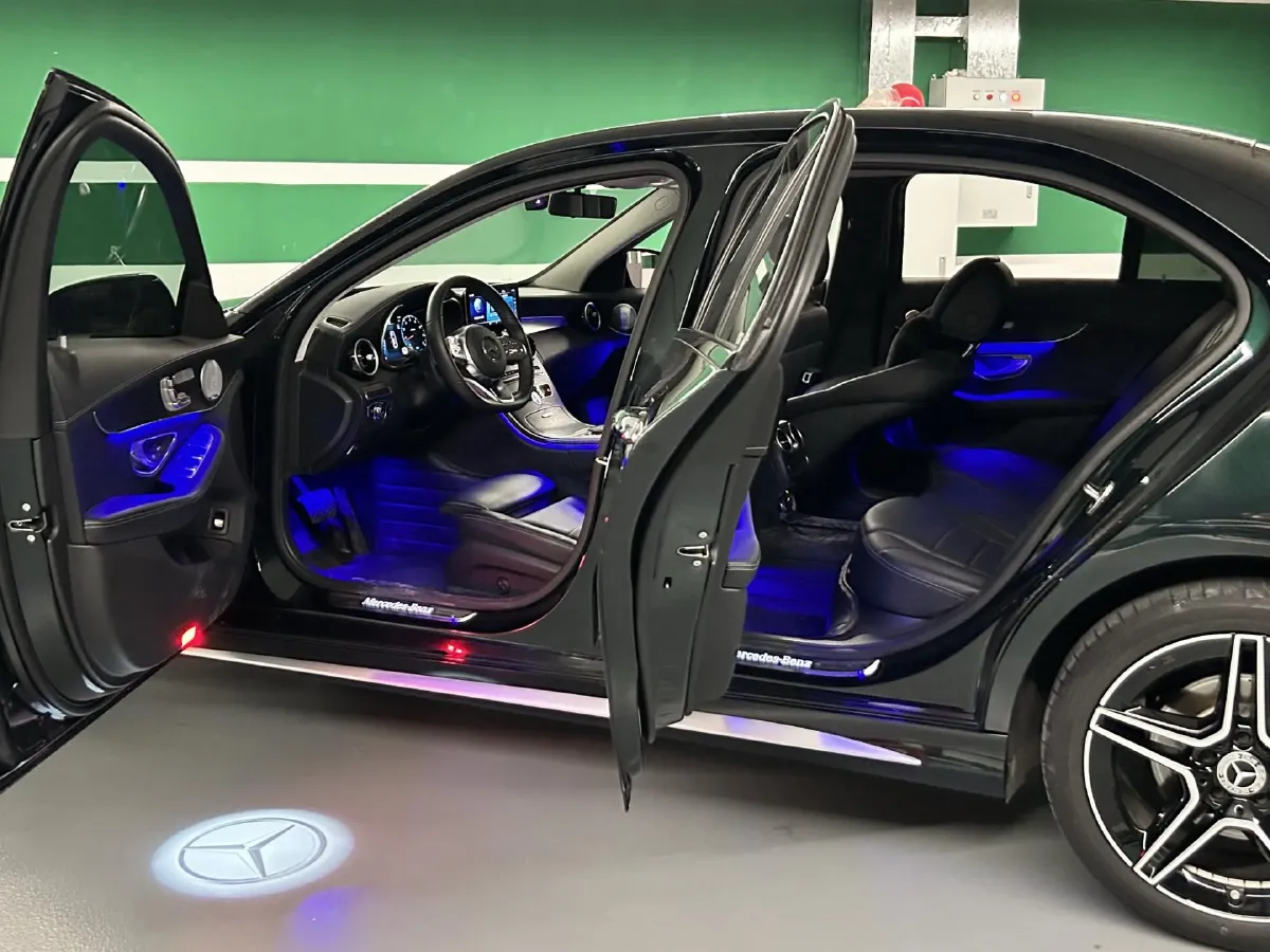 2021 Mercedes-Benz C Class 1.5T 184HP L4 9AT,autocango,china used car exporter,china ev exporter,chinese used car exporter,chinese used ev exporter