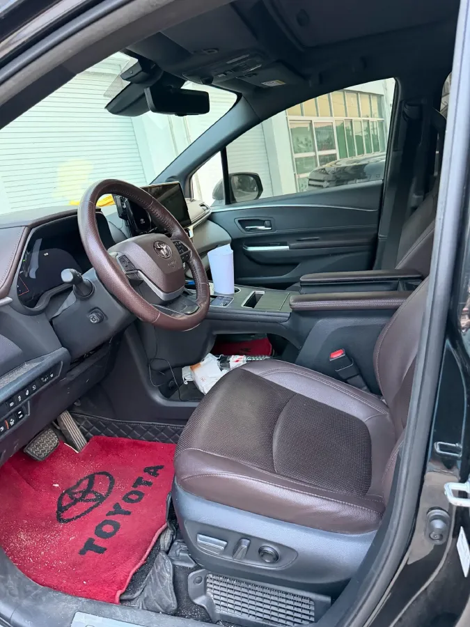 2023 Toyota Granvia 2.5L 189HP L4 E-CVT Hybrid,autocango,china used car exporter,china ev exporter,chinese used car exporter,chinese used ev exporter