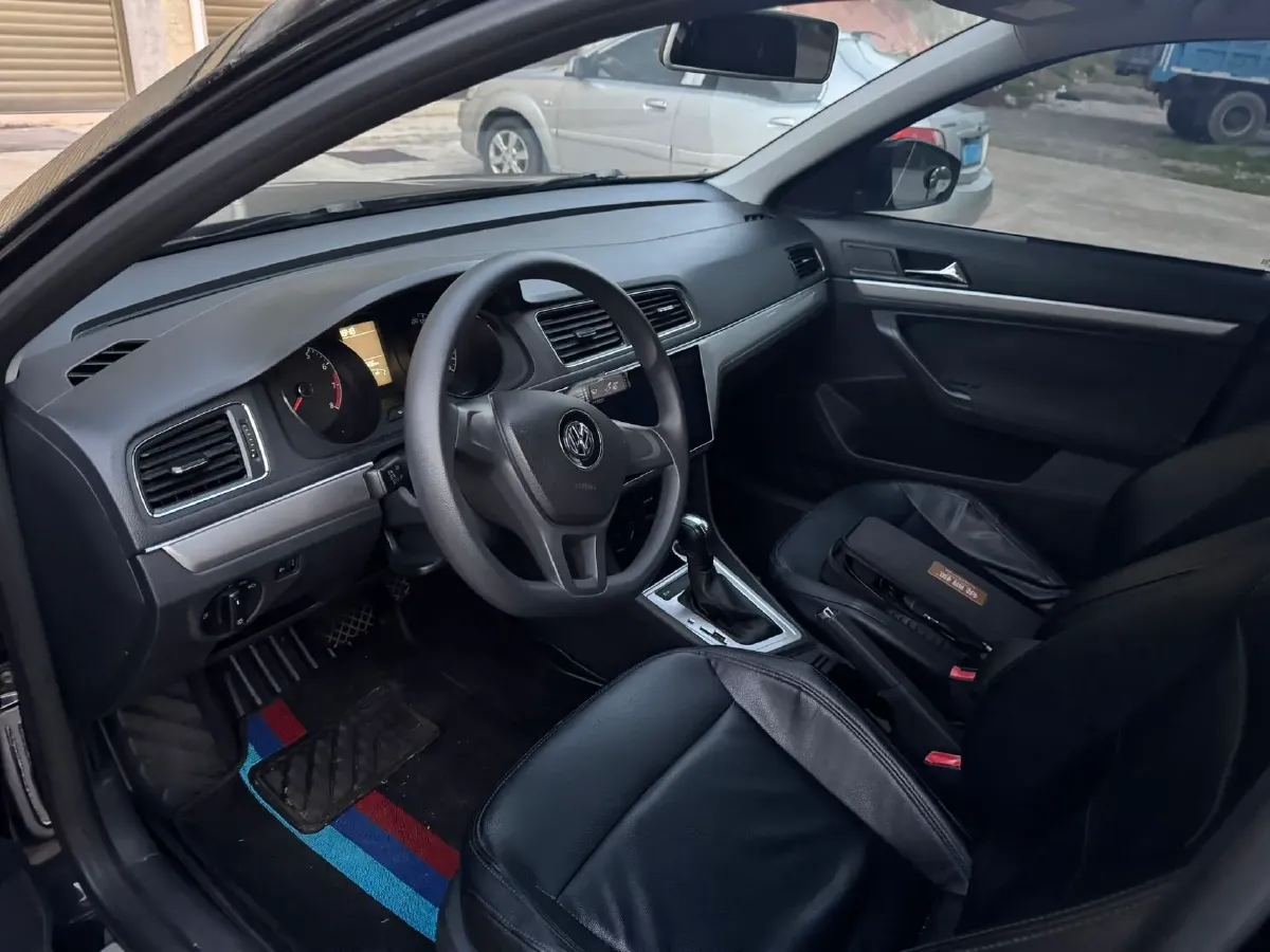 2017 Volkswagen Lavida 1.6L 110HP L4 6AT,autocango,china used car exporter,china ev exporter,chinese used car exporter,chinese used ev exporter