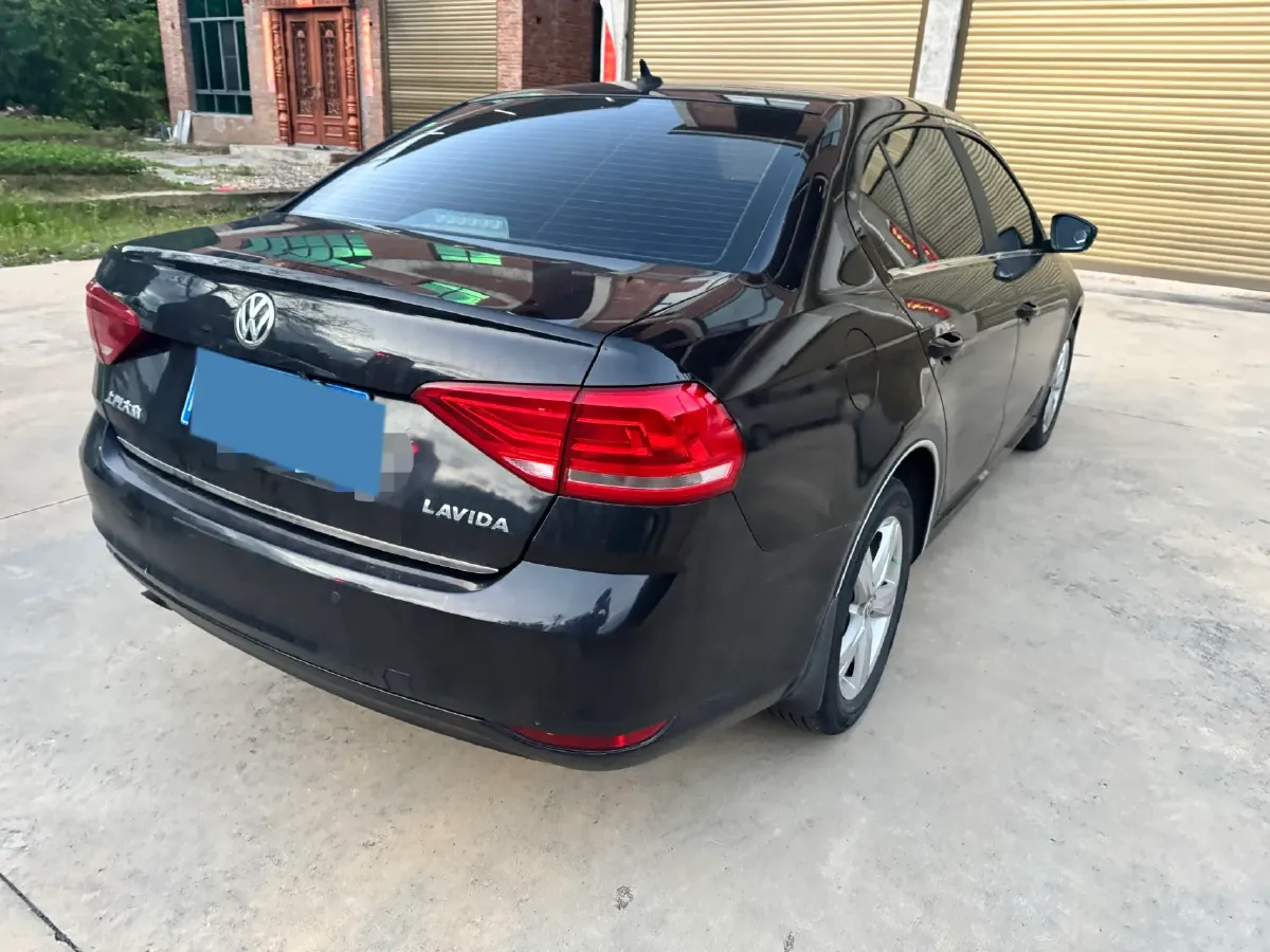 2017 Volkswagen Lavida 1.6L 110HP L4 6AT,autocango,china used car exporter,china ev exporter,chinese used car exporter,chinese used ev exporter