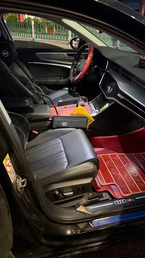 2023 Audi A6L 2.0T 190HP L4 7DCT,autocango,china used car exporter,china ev exporter,chinese used car exporter,chinese used ev exporter