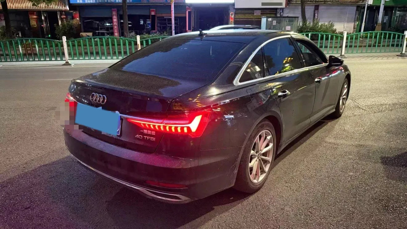 2023 Audi A6L 2.0T 190HP L4 7DCT,autocango,china used car exporter,china ev exporter,chinese used car exporter,chinese used ev exporter