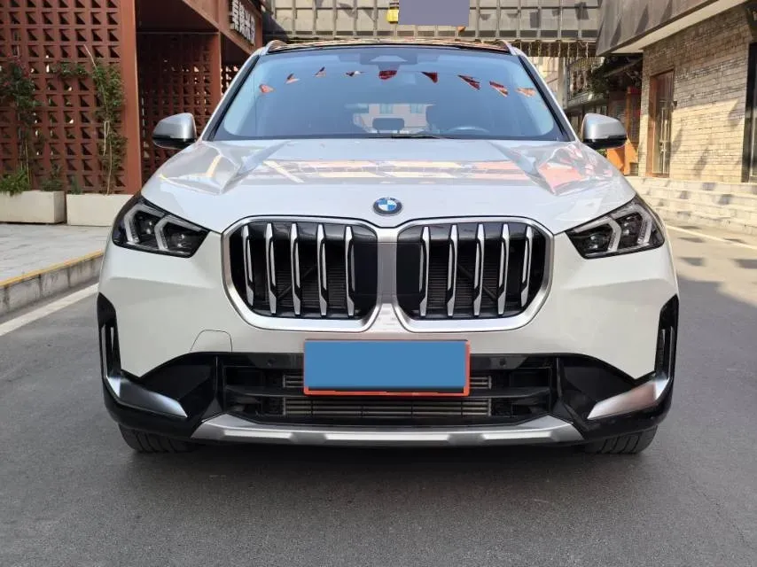 2024 BMW X1 2.0T 204HP L4 7DCT,autocango,china used car exporter,china ev exporter,chinese used car exporter,chinese used ev exporter
