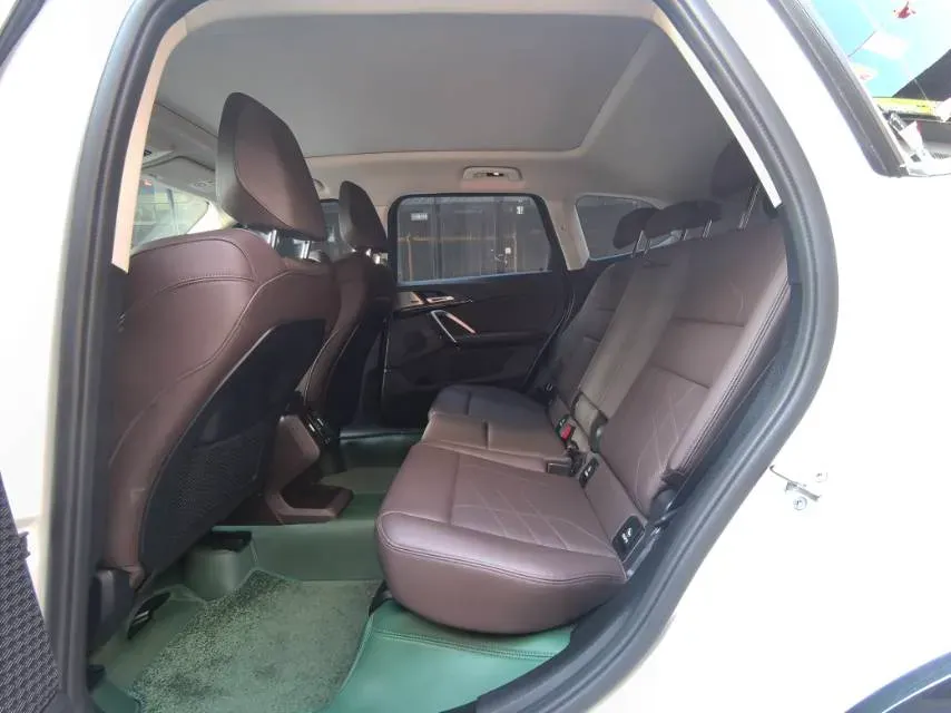 2024 BMW X1 2.0T 204HP L4 7DCT,autocango,china used car exporter,china ev exporter,chinese used car exporter,chinese used ev exporter