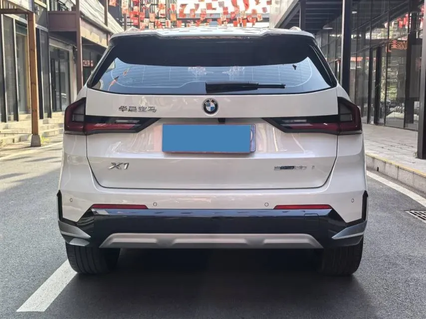 2024 BMW X1 2.0T 204HP L4 7DCT,autocango,china used car exporter,china ev exporter,chinese used car exporter,chinese used ev exporter