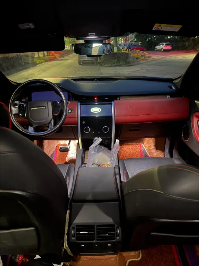 2020 Land Rover Discovery Sport 2.0T 249HP L4 9AT,autocango,china used car exporter,china ev exporter,chinese used car exporter,chinese used ev exporter