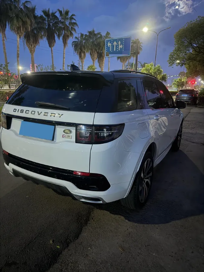 2020 Land Rover Discovery Sport 2.0T 249HP L4 9AT,autocango,china used car exporter,china ev exporter,chinese used car exporter,chinese used ev exporter