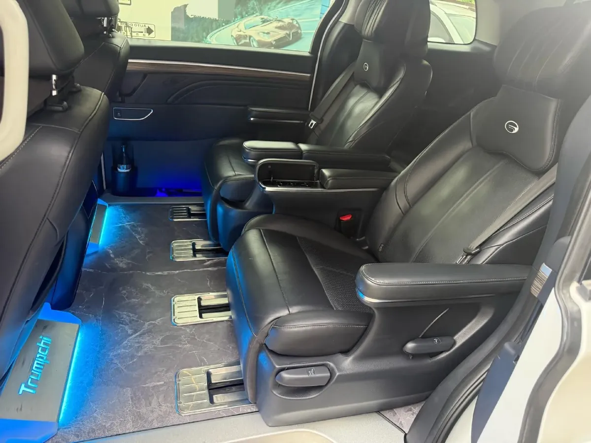 2021 GAC Trumpchi M8 2.0T 252HP L4 8AT,autocango,china used car exporter,china ev exporter,chinese used car exporter,chinese used ev exporter