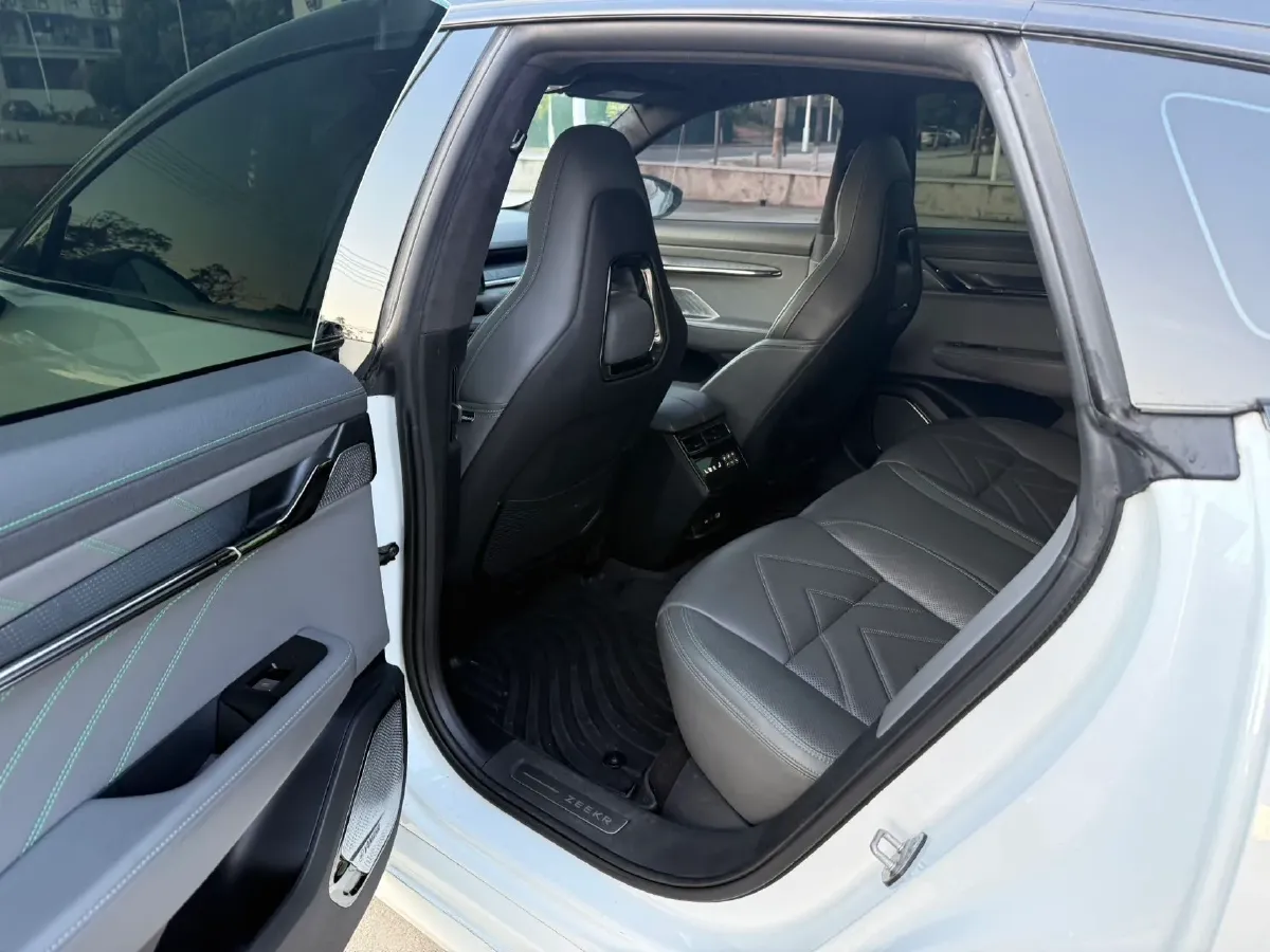 2023 Zeekr 001 BEV 86KWH,autocango,china used car exporter,china ev exporter,chinese used car exporter,chinese used ev exporter