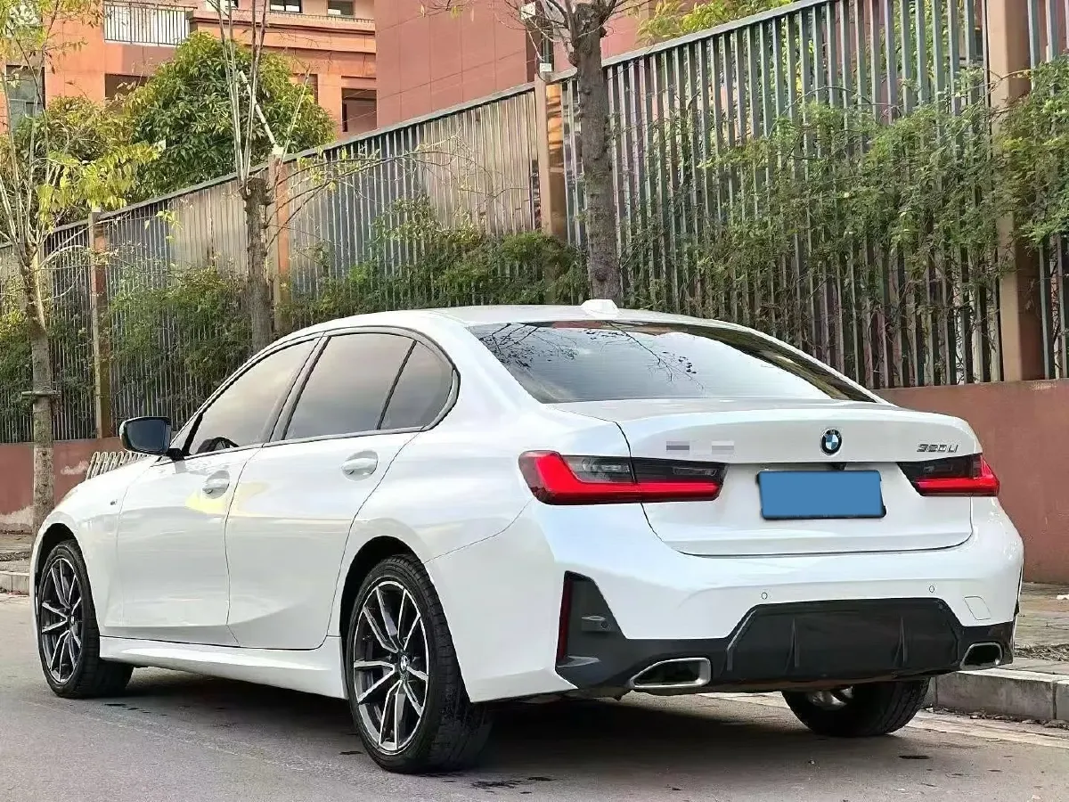 2023 BMW 3 Series 2.0T 156HP L4 8AT,autocango,china used car exporter,china ev exporter,chinese used car exporter,chinese used ev exporter
