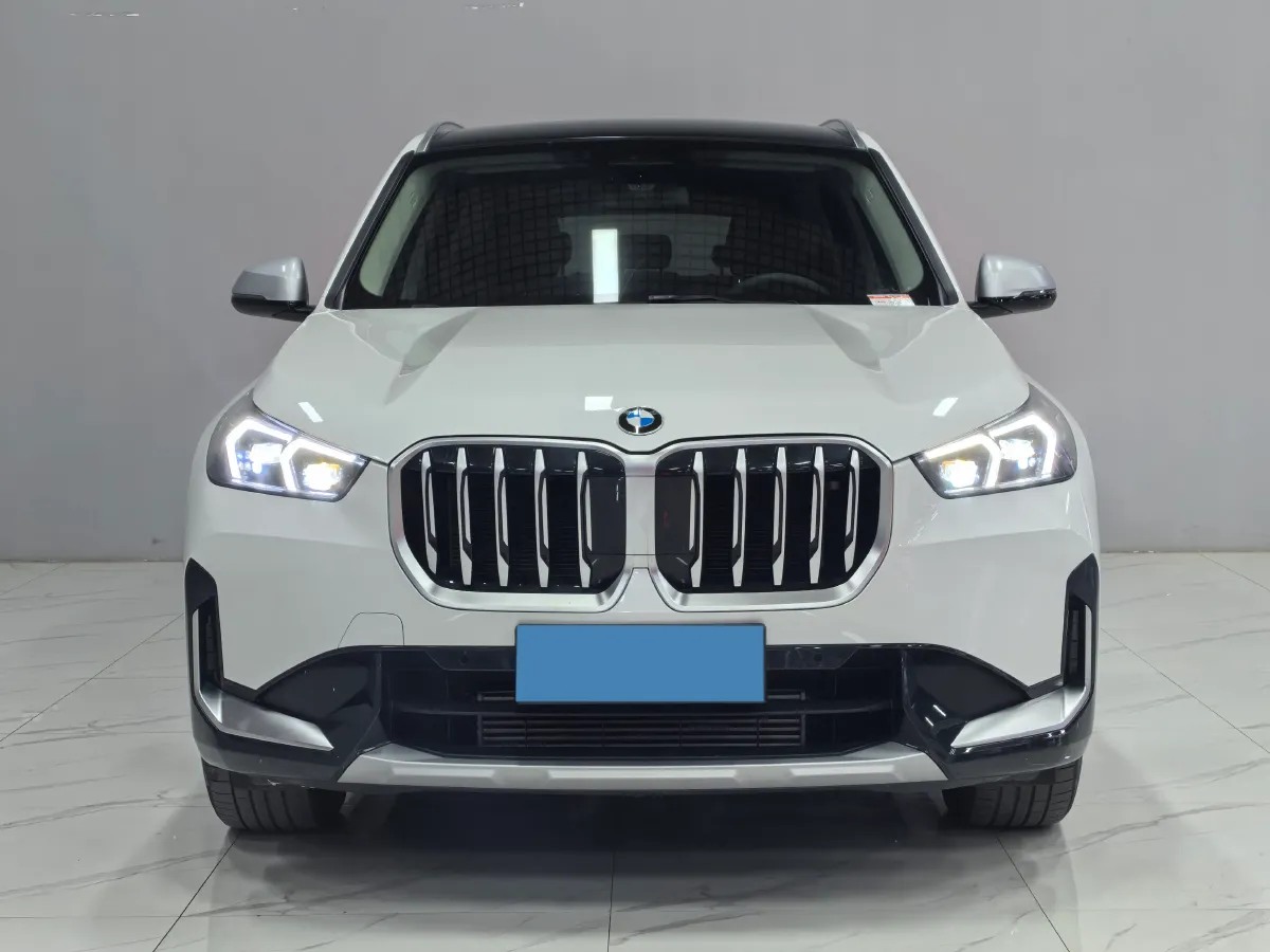 2023 BMW X1 1.5T 156HP L3 7DCT,autocango,china used car exporter,china ev exporter,chinese used car exporter,chinese used ev exporter