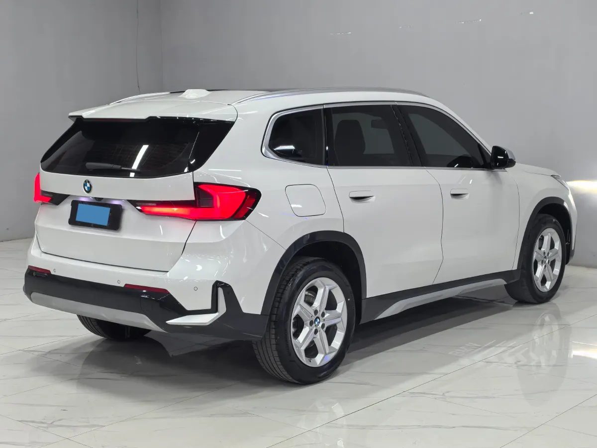 2023 BMW X1 1.5T 156HP L3 7DCT,autocango,china used car exporter,china ev exporter,chinese used car exporter,chinese used ev exporter