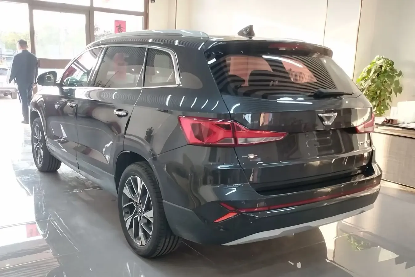 2022 Jetta VS7 1.4T 150HP L4 6AT,autocango,china used car exporter,china ev exporter,chinese used car exporter,chinese used ev exporter