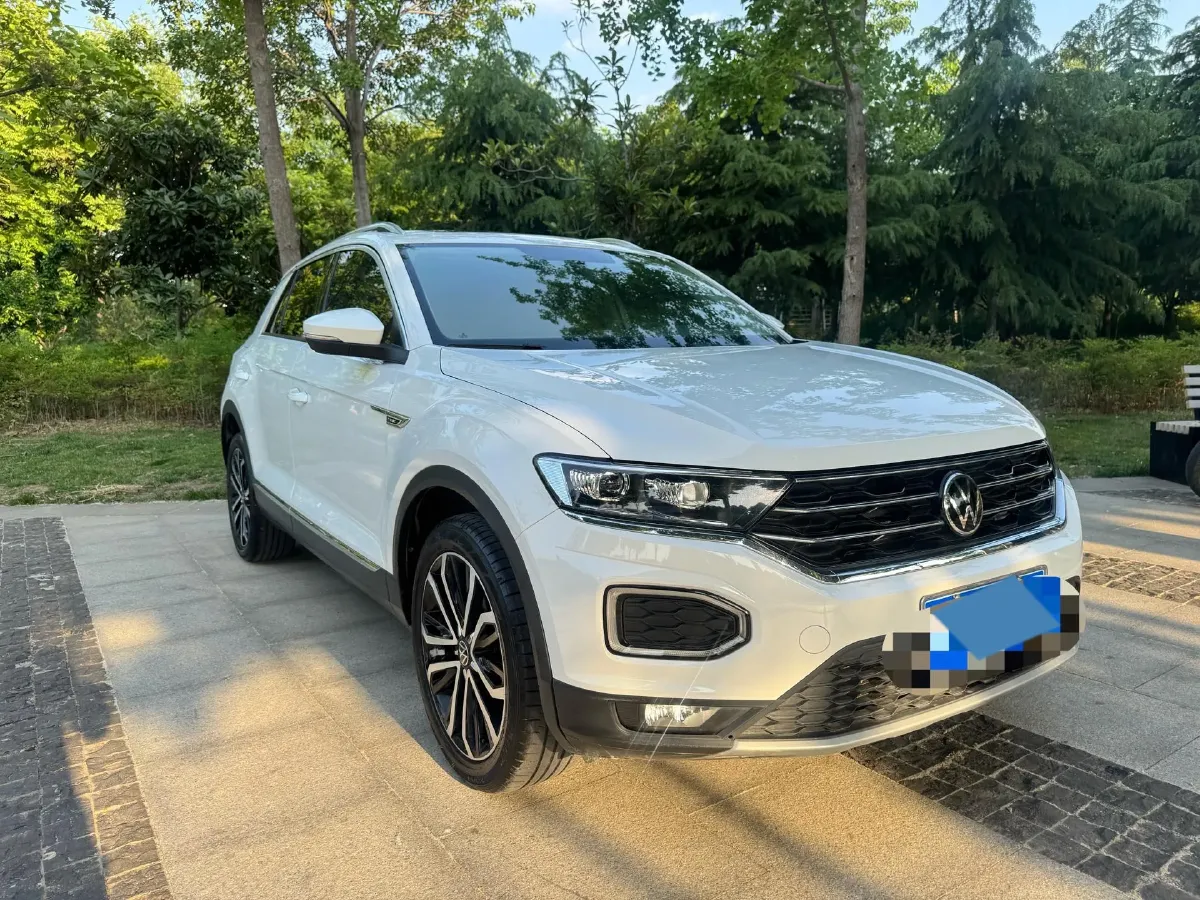 2022 Volkswagen T-Roc 1.4T 150HP L4 7DCT,autocango,china used car exporter,china ev exporter,chinese used car exporter,chinese used ev exporter