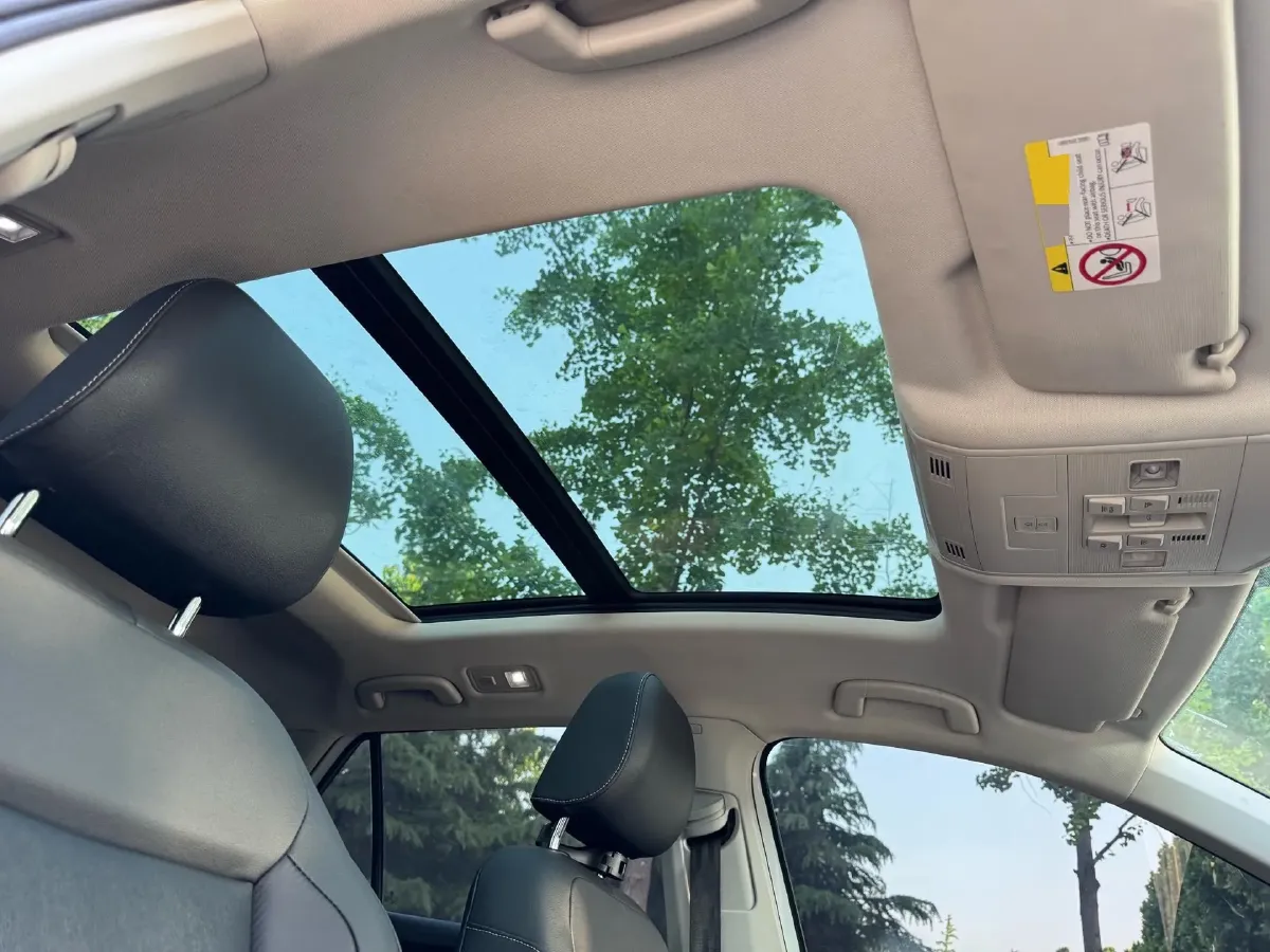 2022 Volkswagen T-Roc 1.4T 150HP L4 7DCT,autocango,china used car exporter,china ev exporter,chinese used car exporter,chinese used ev exporter