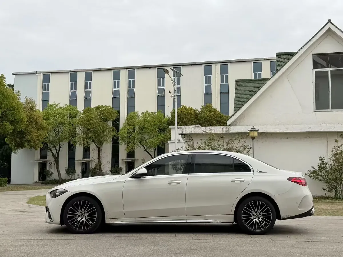 2024 Mercedes-Benz C Class 1.5T 170HP L4 9AT,autocango,china used car exporter,china ev exporter,chinese used car exporter,chinese used ev exporter