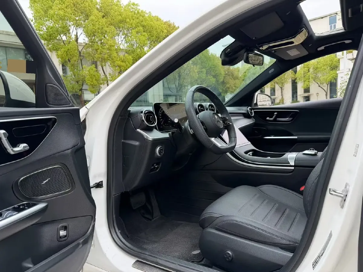 2024 Mercedes-Benz C Class 1.5T 170HP L4 9AT,autocango,china used car exporter,china ev exporter,chinese used car exporter,chinese used ev exporter