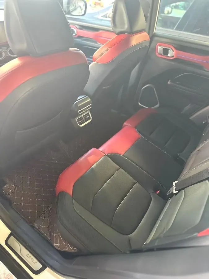 2020 Geely ICON 1.5T 177HP L3 7DCT,autocango,china used car exporter,china ev exporter,chinese used car exporter,chinese used ev exporter