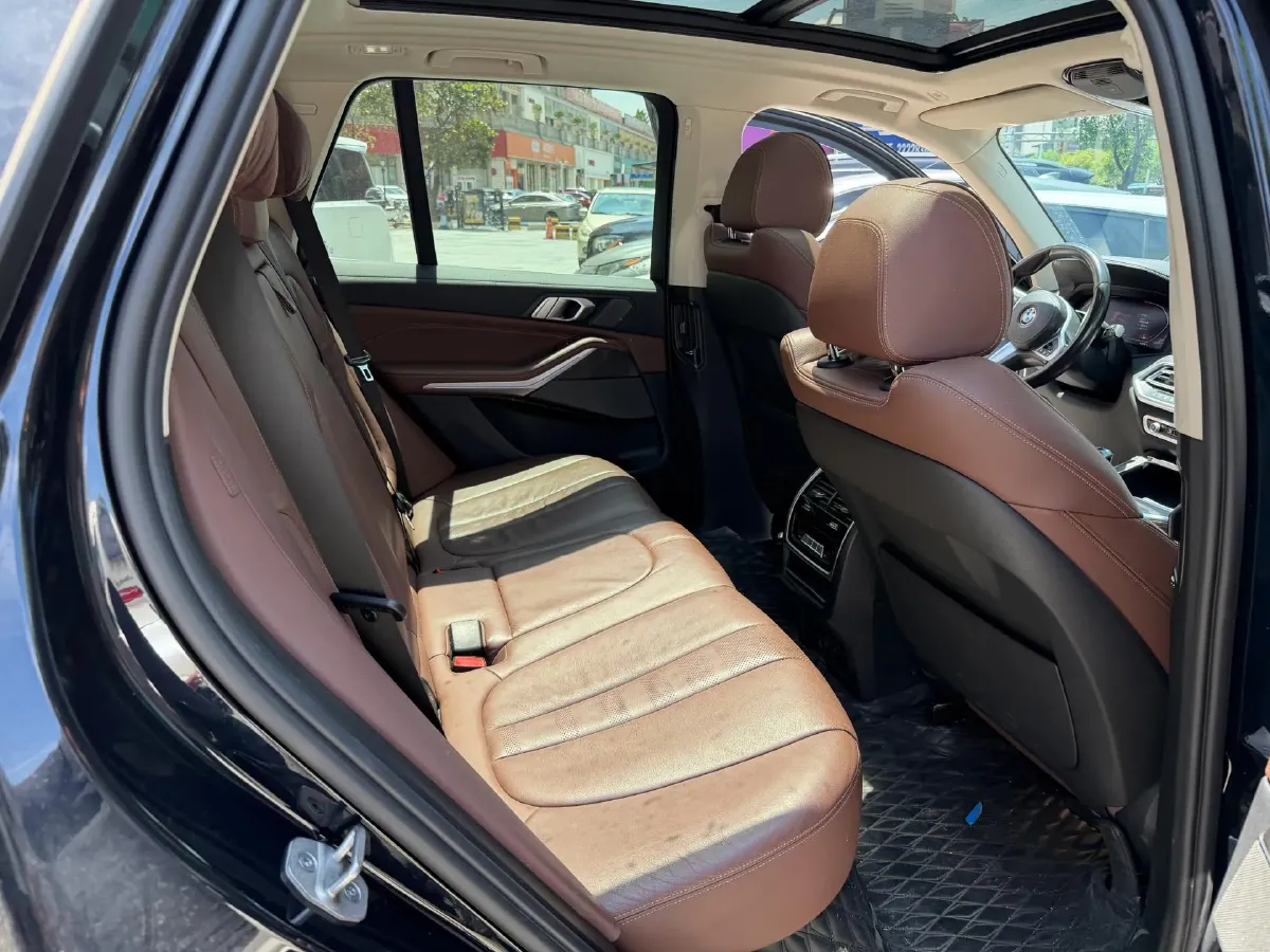 2021 BMW X5 3.0T 340HP L6 8AT,autocango,china used car exporter,china ev exporter,chinese used car exporter,chinese used ev exporter