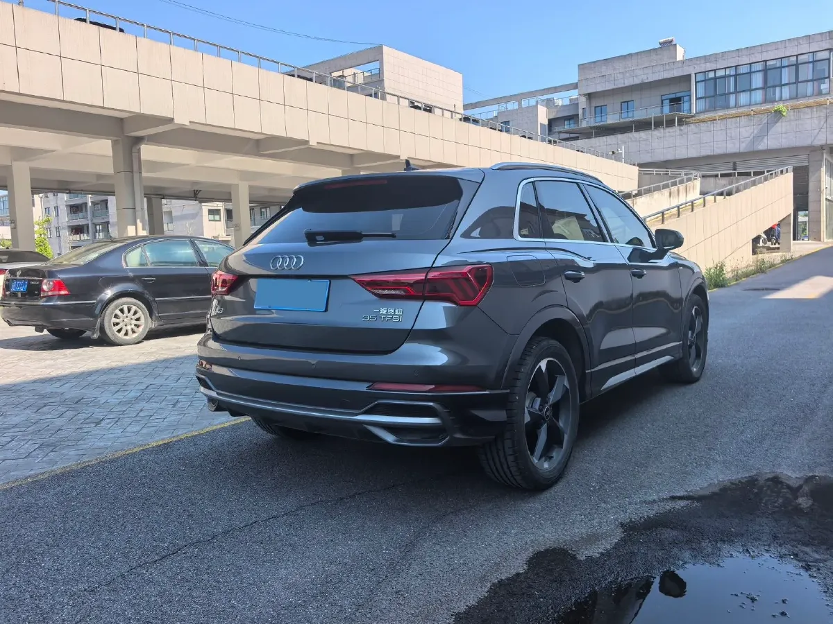 2022 Audi Q3 1.4T 150HP L4 7DCT,autocango,china used car exporter,china ev exporter,chinese used car exporter,chinese used ev exporter