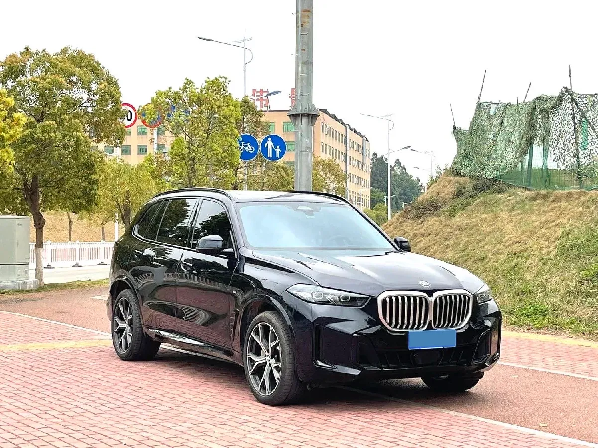 2023 BMW X5 2.0T 258HP L4 8AT,autocango,china used car exporter,china ev exporter,chinese used car exporter,chinese used ev exporter