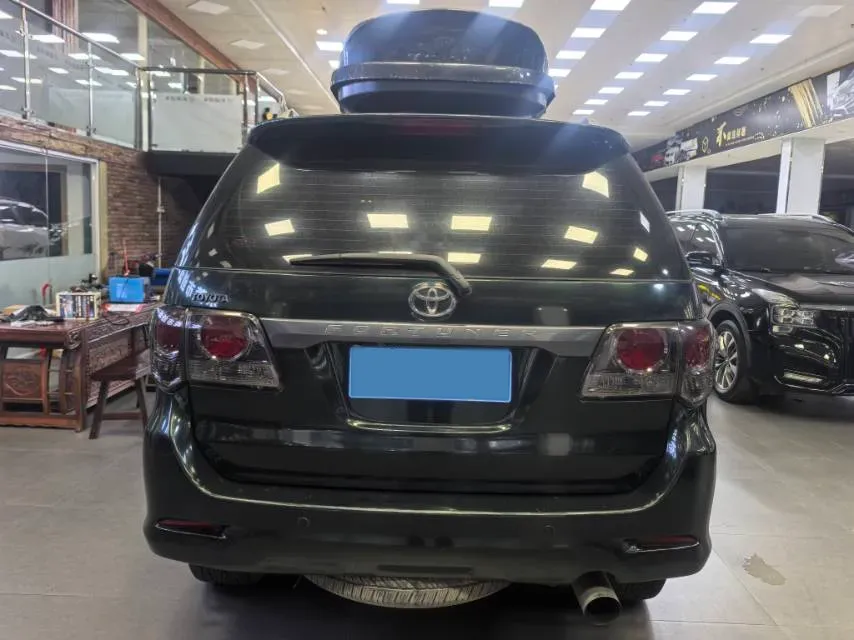 2011 Volvo C30 2.0L 145HP L4 6DCT,autocango,china used car exporter,china ev exporter,chinese used car exporter,chinese used ev exporter