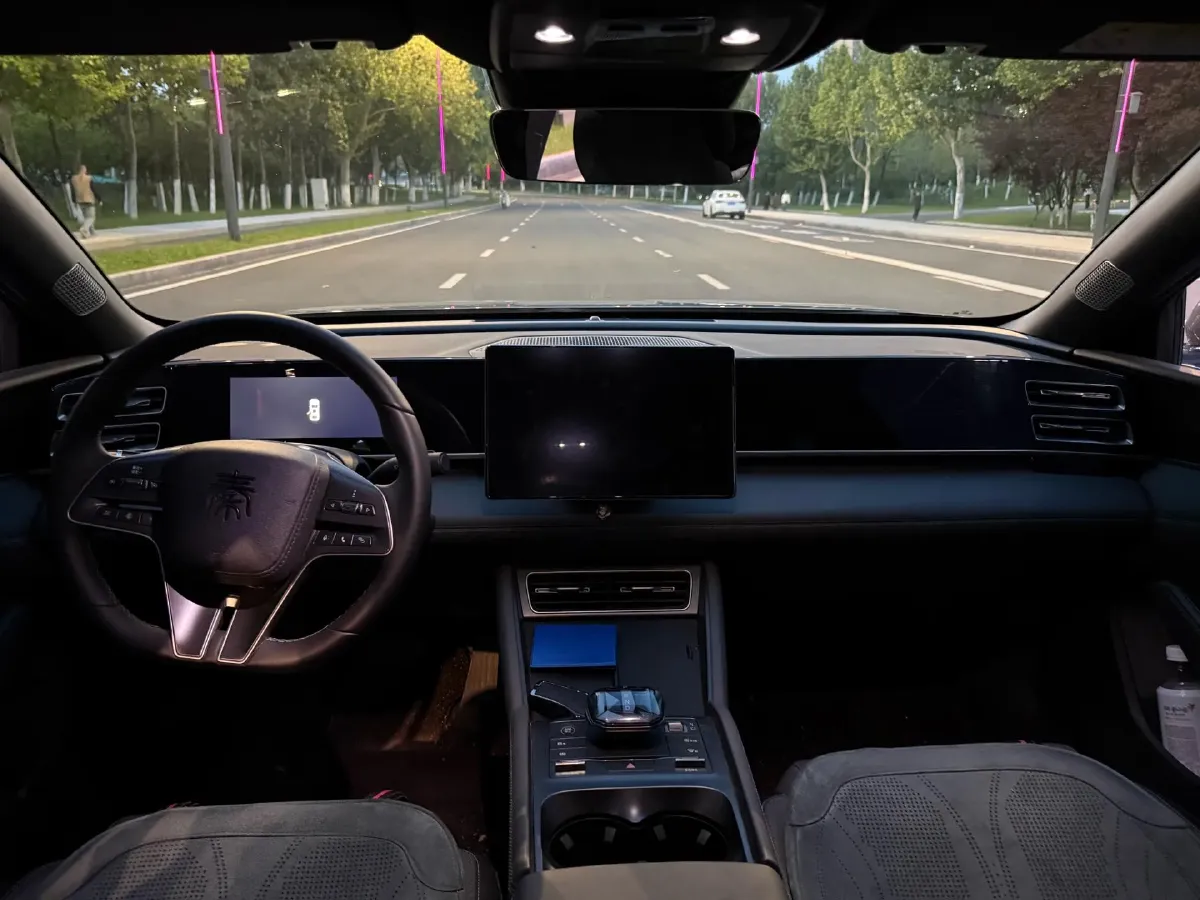 2024 BYD QinL 1.5L 101HP L4 E-CVT PHEV 10.08KWH,autocango,china used car exporter,china ev exporter,chinese used car exporter,chinese used ev exporter