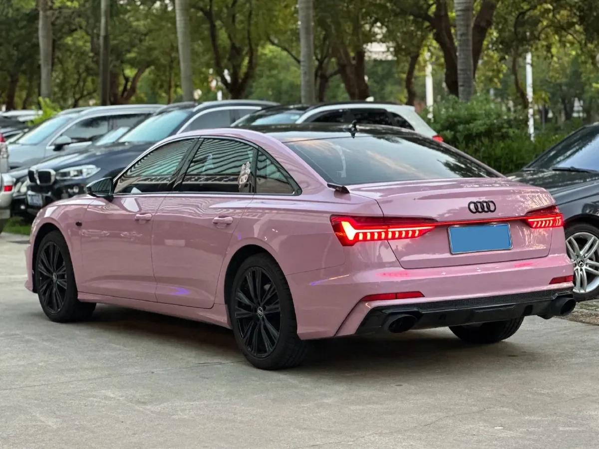 2021 Audi A6L 2.0T 190HP L4 7DCT,autocango,china used car exporter,china ev exporter,chinese used car exporter,chinese used ev exporter