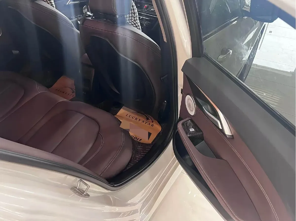 2023 BMW 1 Series 1.5T 136HP L3 7DCT,autocango,china used car exporter,china ev exporter,chinese used car exporter,chinese used ev exporter