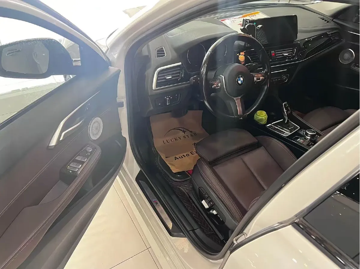 2023 BMW 1 Series 1.5T 136HP L3 7DCT,autocango,china used car exporter,china ev exporter,chinese used car exporter,chinese used ev exporter