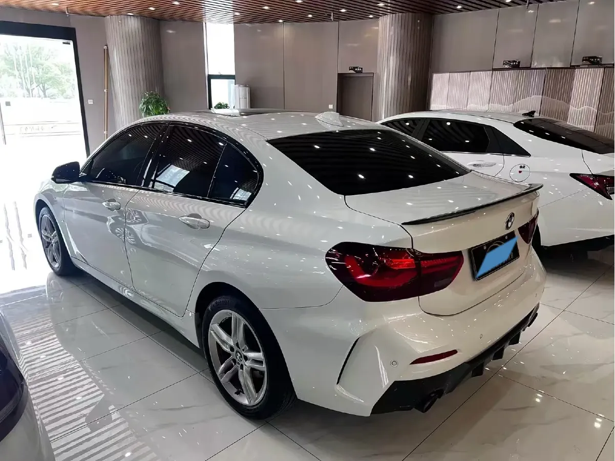 2023 BMW 1 Series 1.5T 136HP L3 7DCT,autocango,china used car exporter,china ev exporter,chinese used car exporter,chinese used ev exporter