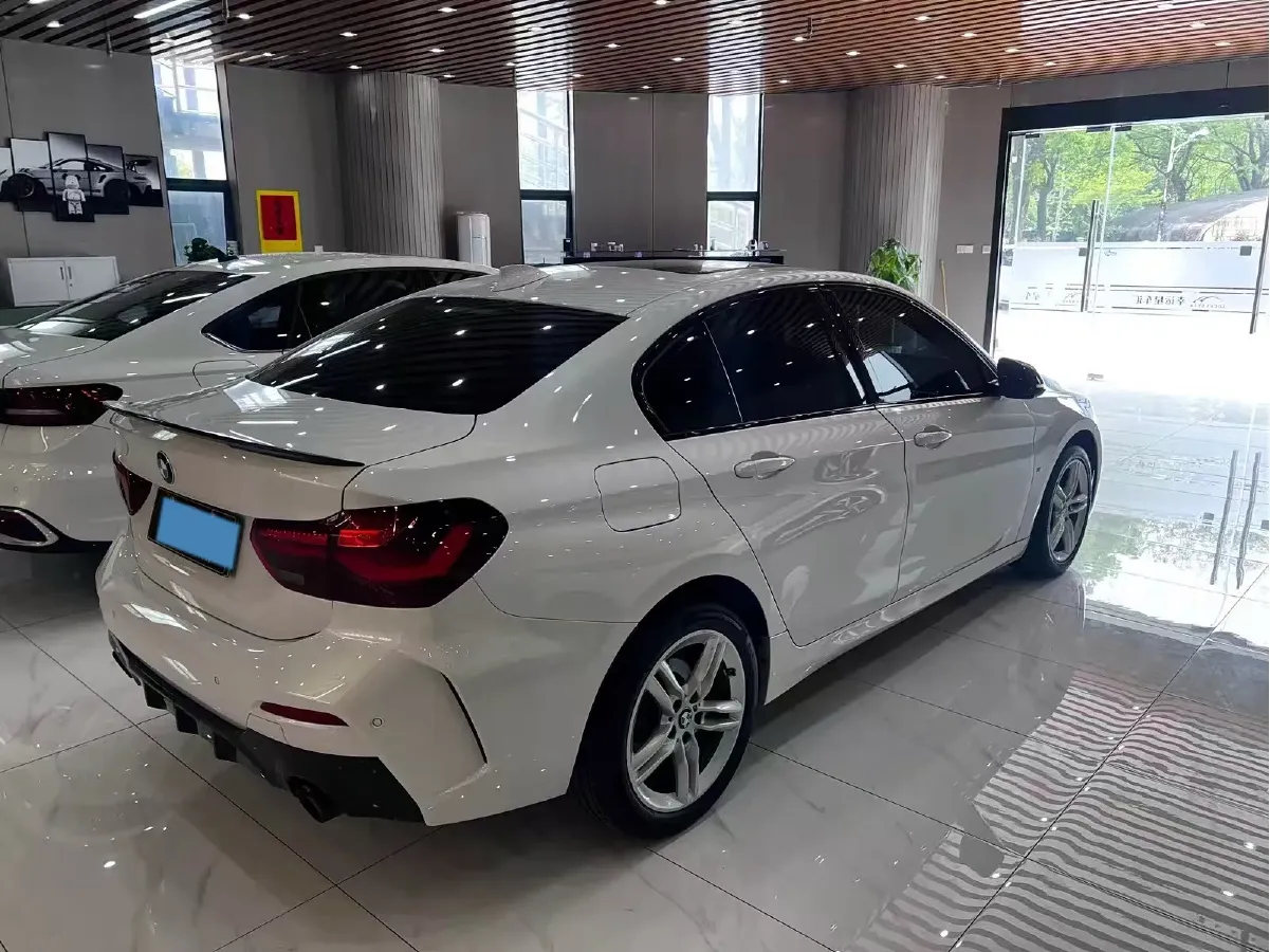 2023 BMW 1 Series 1.5T 136HP L3 7DCT,autocango,china used car exporter,china ev exporter,chinese used car exporter,chinese used ev exporter