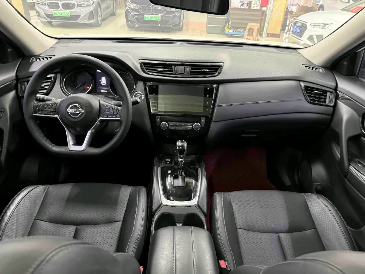 2021 Nissan X-Trail 2.0L 151HP L4 CVT,autocango,china used car exporter,china ev exporter,chinese used car exporter,chinese used ev exporter