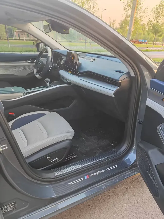 2021 Geely Preface 2.0T 190HP L4 7DCT,autocango,china used car exporter,china ev exporter,chinese used car exporter,chinese used ev exporter