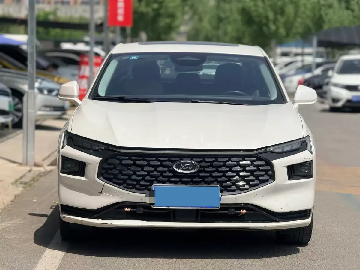 2023 Ford Mondeo 1.5T 190HP L4 8AT,autocango,china used car exporter,china ev exporter,chinese used car exporter,chinese used ev exporter