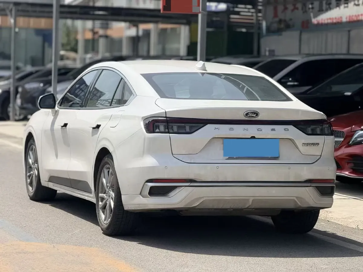 2023 Ford Mondeo 1.5T 190HP L4 8AT,autocango,china used car exporter,china ev exporter,chinese used car exporter,chinese used ev exporter