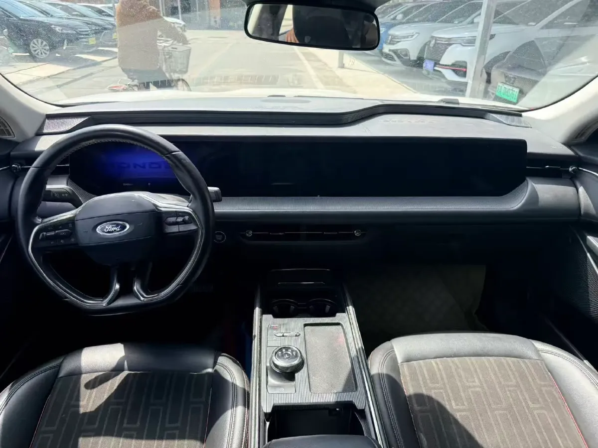 2023 Ford Mondeo 1.5T 190HP L4 8AT,autocango,china used car exporter,china ev exporter,chinese used car exporter,chinese used ev exporter