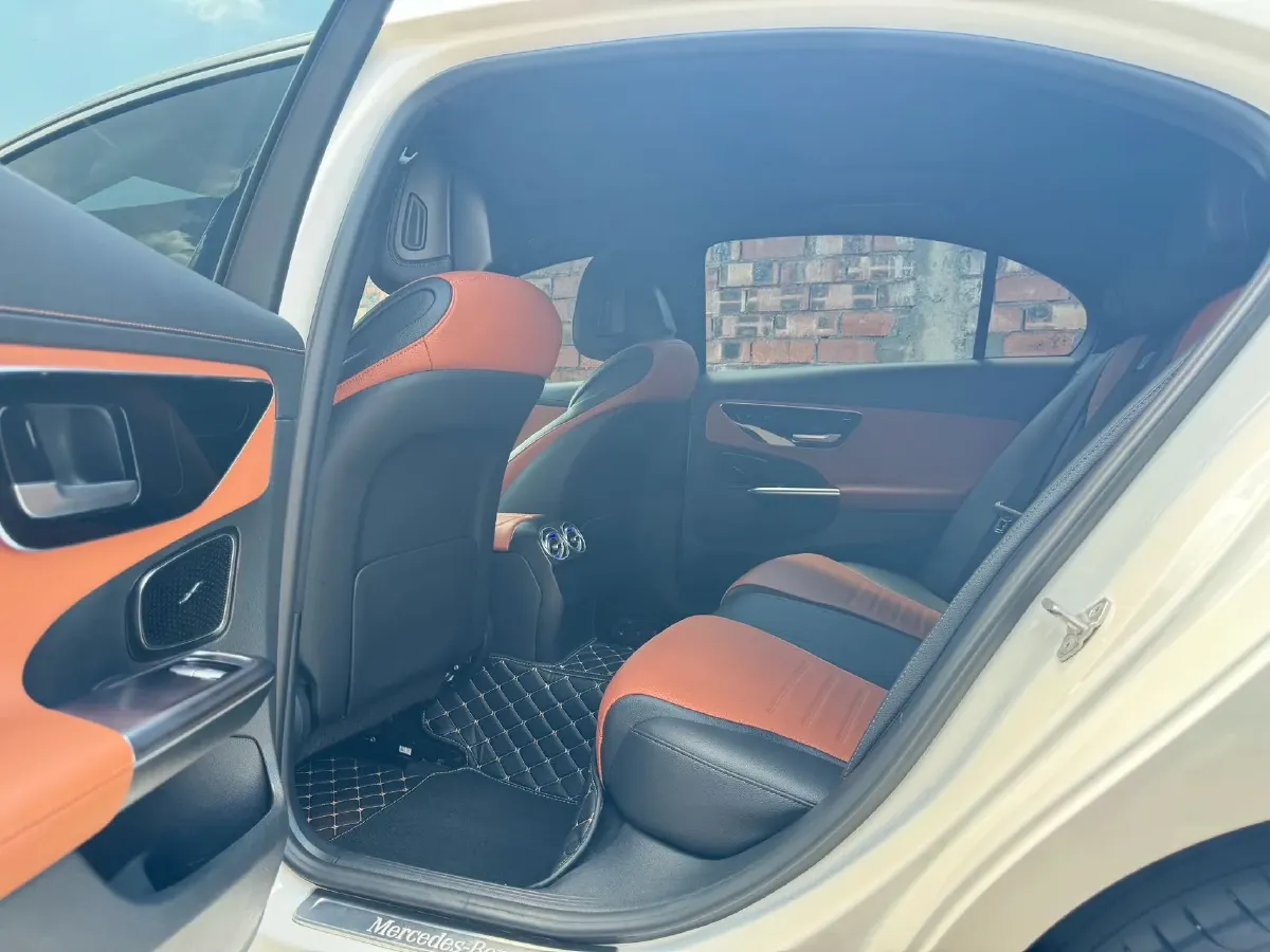 2022 Mercedes-Benz C Class 1.5T 204HP L4 9AT,autocango,china used car exporter,china ev exporter,chinese used car exporter,chinese used ev exporter