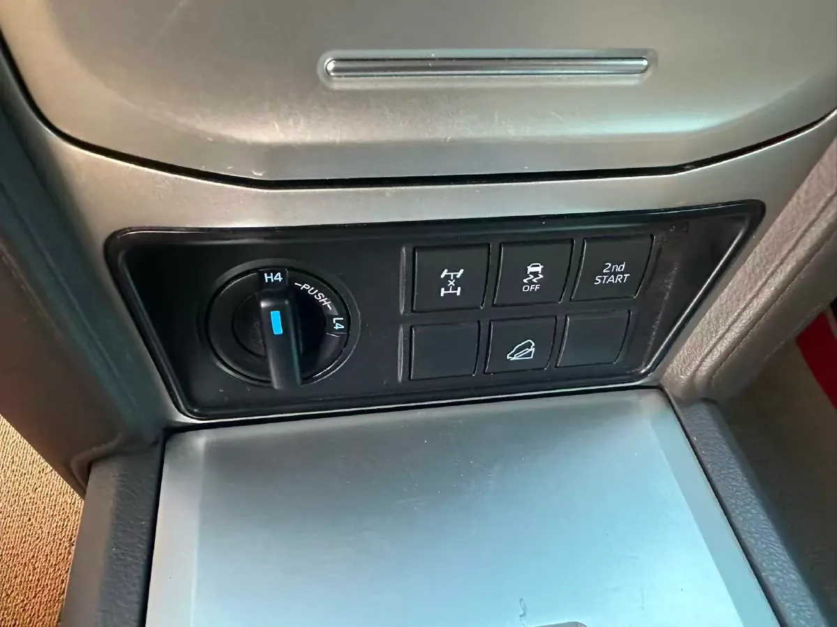 2019 Toyota Land Cruiser Prado 3.5L 280HP V6 6AT,autocango,china used car exporter,china ev exporter,chinese used car exporter,chinese used ev exporter