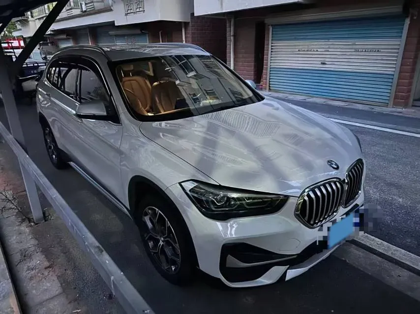 2022 BMW X1 1.5T 140HP L3 7DCT,autocango,china used car exporter,china ev exporter,chinese used car exporter,chinese used ev exporter
