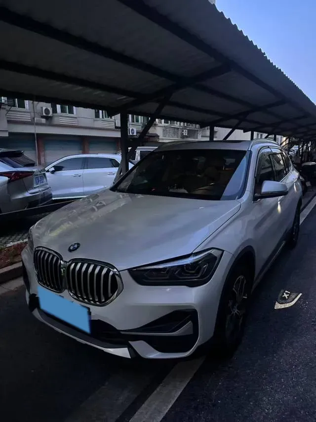 2022 BMW X1 1.5T 140HP L3 7DCT,autocango,china used car exporter,china ev exporter,chinese used car exporter,chinese used ev exporter