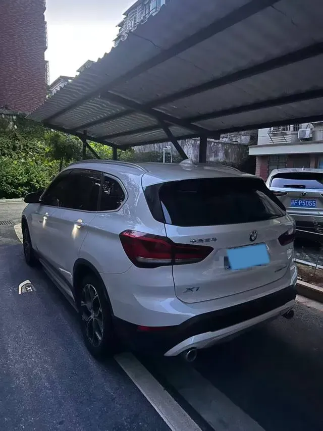 2022 BMW X1 1.5T 140HP L3 7DCT,autocango,china used car exporter,china ev exporter,chinese used car exporter,chinese used ev exporter