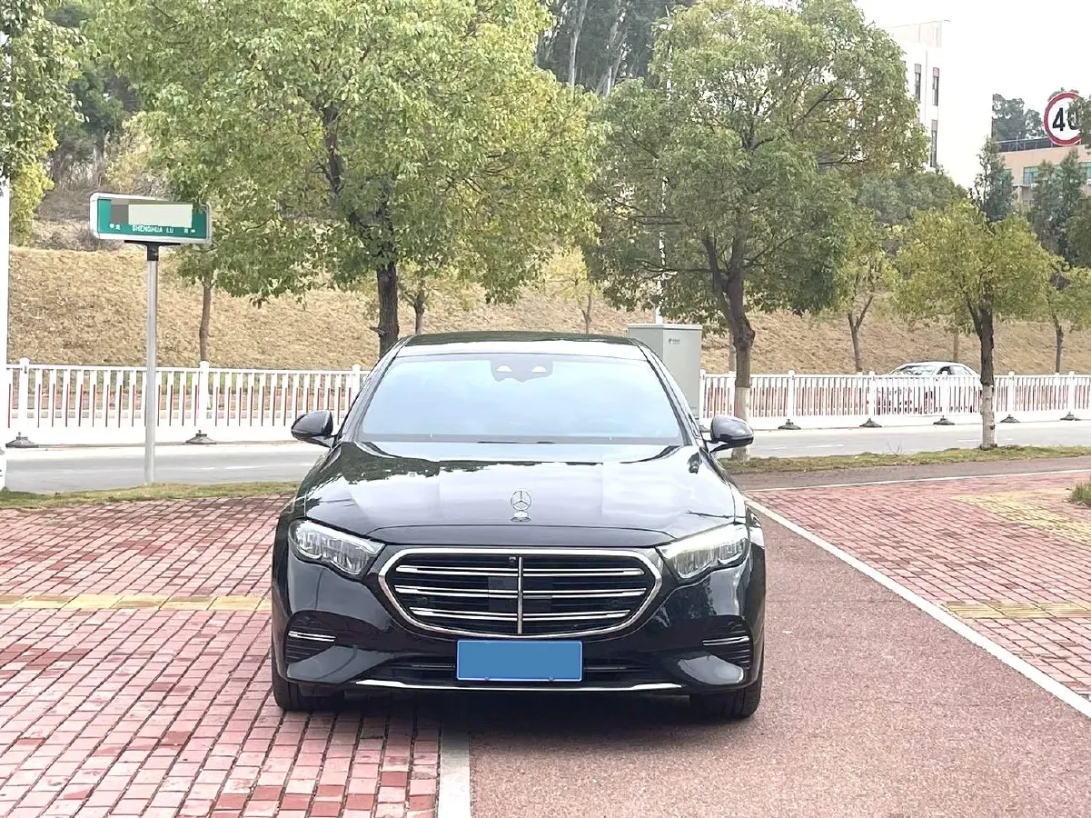 2024 Mercedes-Benz E Class 2.0T 258HP L4 9AT,autocango,china used car exporter,china ev exporter,chinese used car exporter,chinese used ev exporter