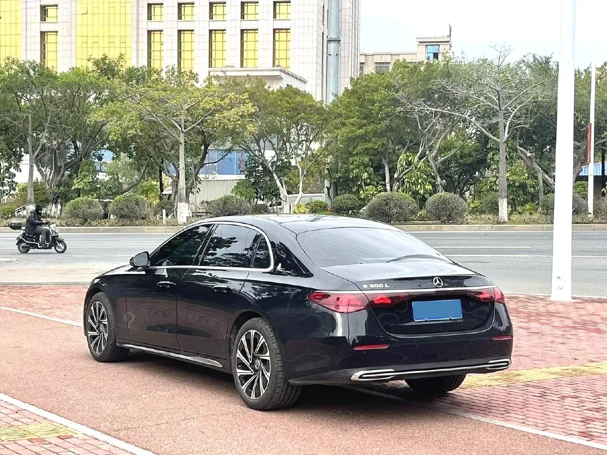 2024 Mercedes-Benz E Class 2.0T 258HP L4 9AT,autocango,china used car exporter,china ev exporter,chinese used car exporter,chinese used ev exporter