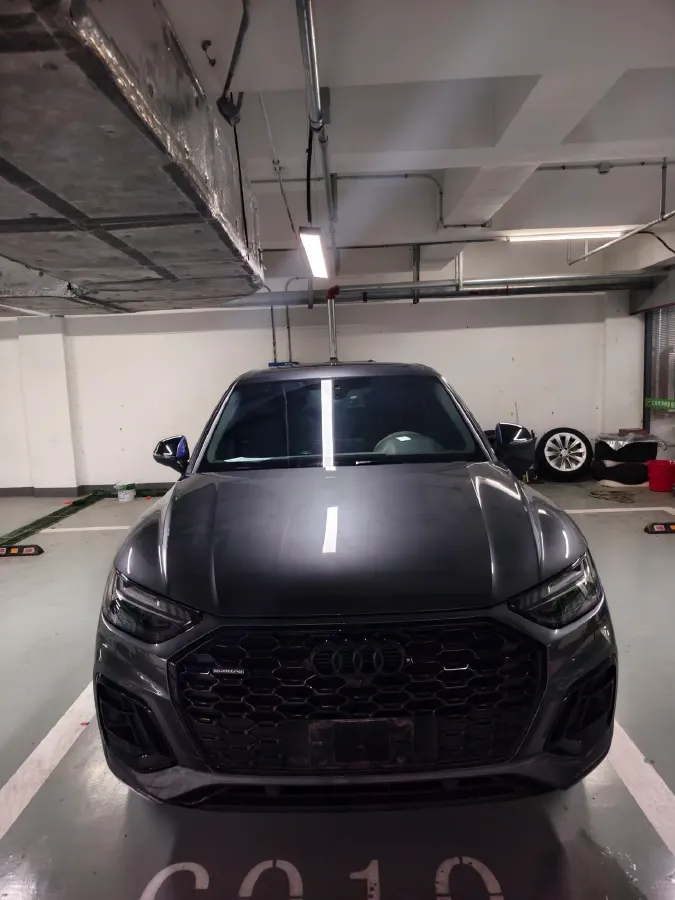 2021 Audi Q5L Sportback 2.0T 252HP L4 7DCT,autocango,china used car exporter,china ev exporter,chinese used car exporter,chinese used ev exporter