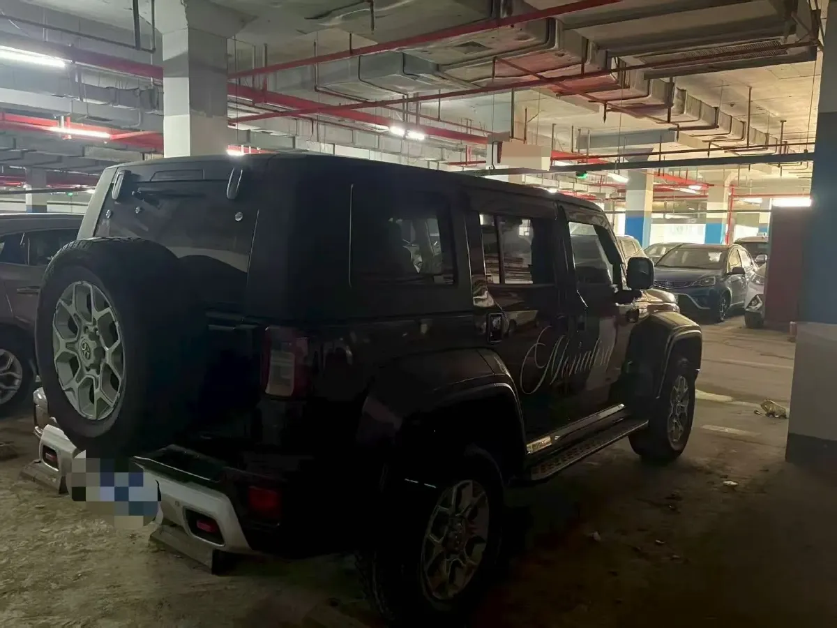 2018 Beijing BJ40 2.0T 204HP L4 5MT,autocango,china used car exporter,china ev exporter,chinese used car exporter,chinese used ev exporter
